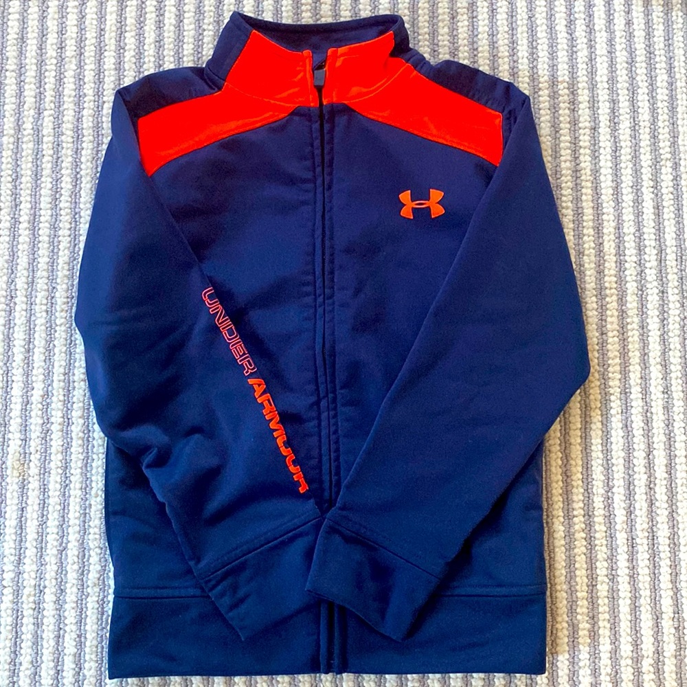 Under Armour Full Zip, size 6